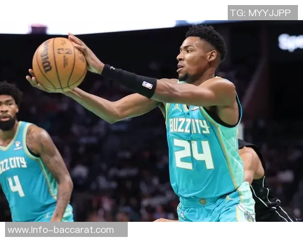 布兰登米勒闪耀赛场23分钟内高效砍下15分5助攻正负值高达16