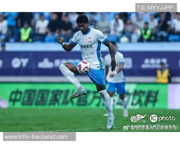 大连英博主场落后青岛西海岸阿齐兹精彩进球助队领先